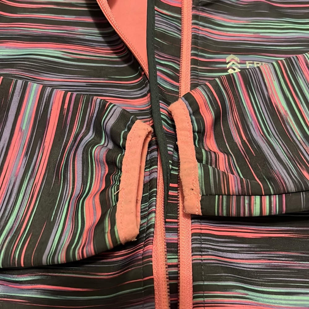 Free Country Girls Soft Shell Jacket. - Picture 5 of 5